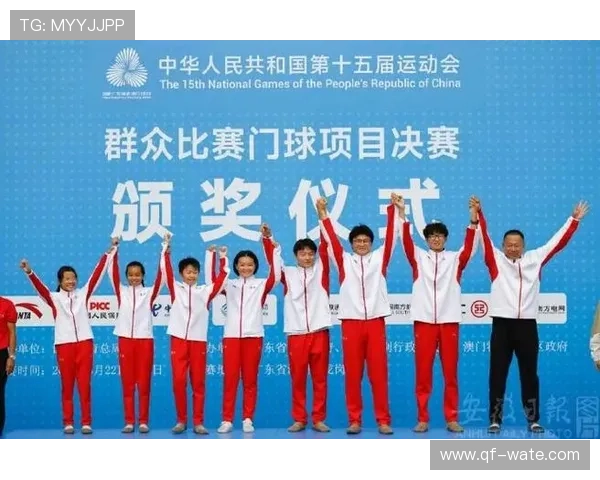 中国体育赛场迎来新突破多项赛事成绩刷新引发关注全民热议持续升温